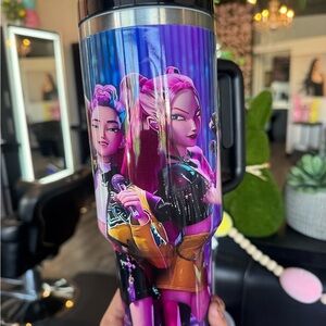 Huntrix Character Travel Mug